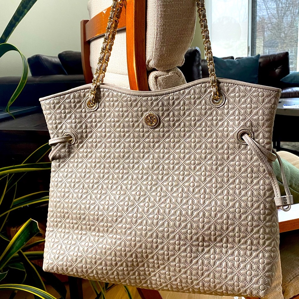 Tory Burch Gray Bryant Quilted Leather Slouchy Tote
